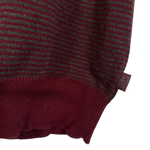 IZOD Classic Men's size Large burgundy gray striped v neck knit sweater vest - Picture 3 of 6